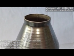 Catalyseur universel à trois voies
