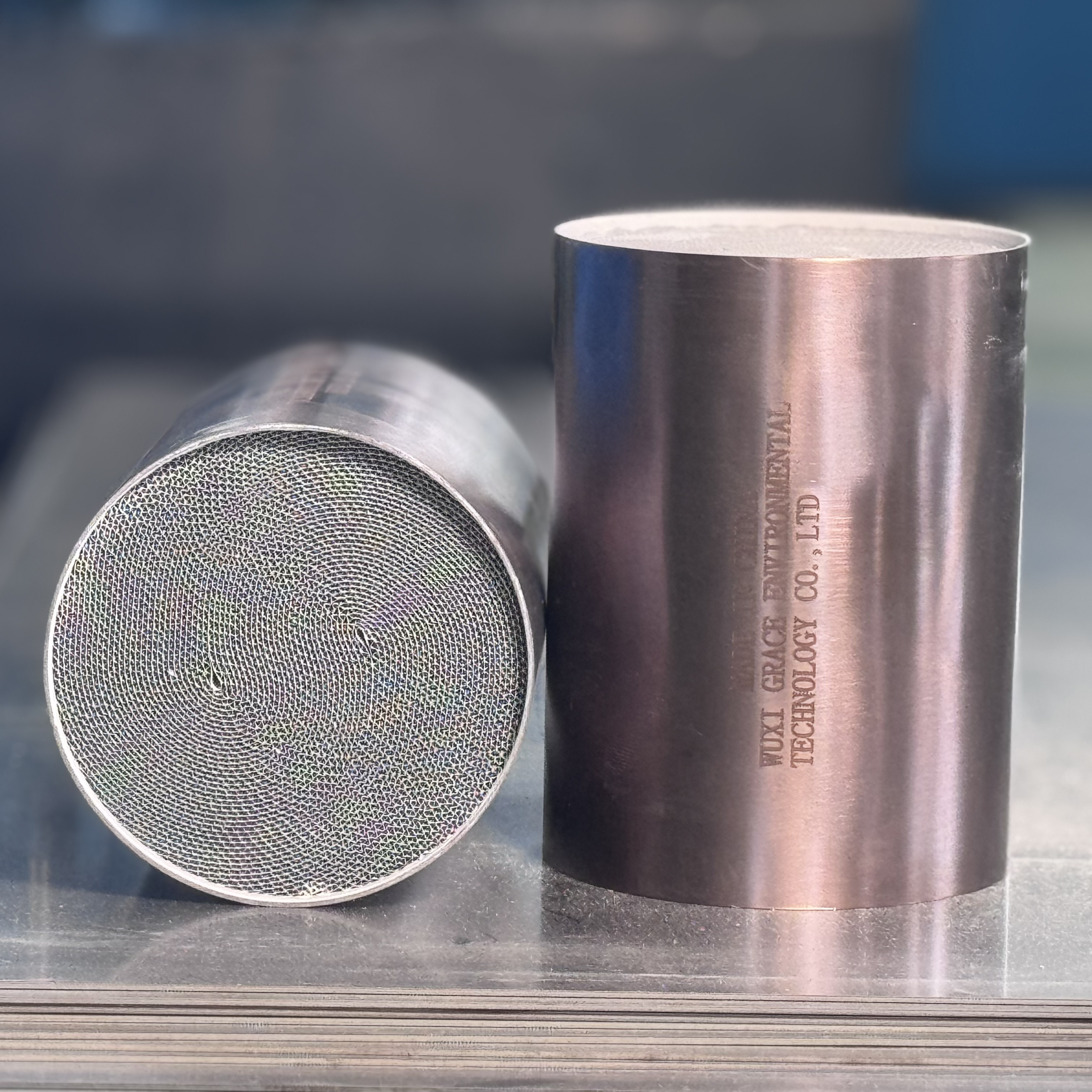 Derniers blogs de l'entreprise sur Aperçu des moteurs diesel robustes : voie technique de l'intégration DOC+CDPF pour résoudre la fumée noire dans les engins mobiles non routiers