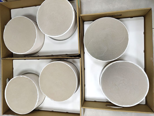 acheter 300Cell catalyseur matériel de glissement d'ammoniaque d'Asc de catalyseur du thyristor Denox fabrication en ligne