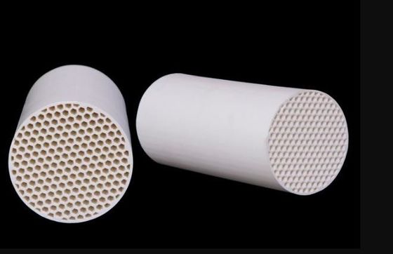 acheter 600 catalyseurs des véhicules à moteur de purification de gaz d'échappement d'échappement de Cpsi de voitures en céramique de catalyseur fabrication en ligne