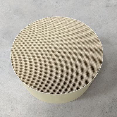 acheter Euro en céramique de structure en nid d'abeilles de convertisseur catalytique de nid d'abeilles de monolithe 4 5 6 fabrication en ligne