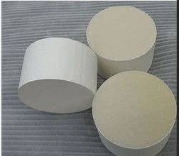 Catalyseurs à trois voies d'essence des véhicules à moteur utilisés en 3 cellule du convertisseur catalytique 400 de manière 3 pouces