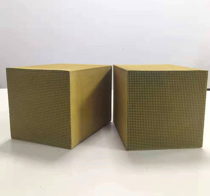 Réduction catalytique sélective de NH3 de Nox dans le tamis moléculaire de catalyseur de Sdpf de moteurs diesel